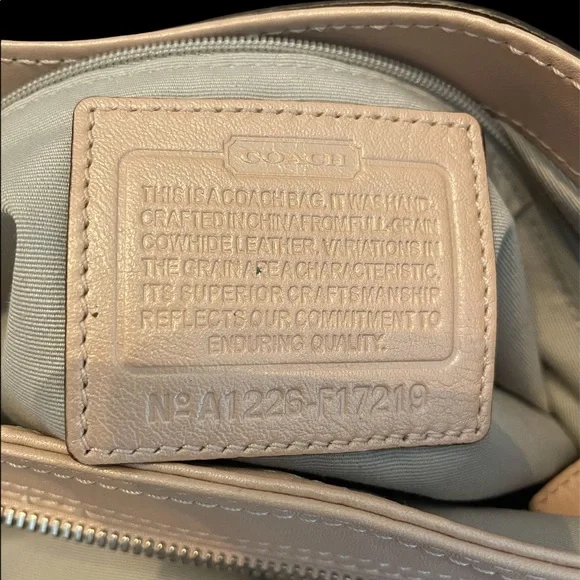 Coach Handbag - Picture 4 of 8